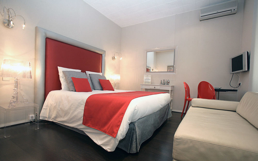 Paris Rome Hotel Menton Exterior photo